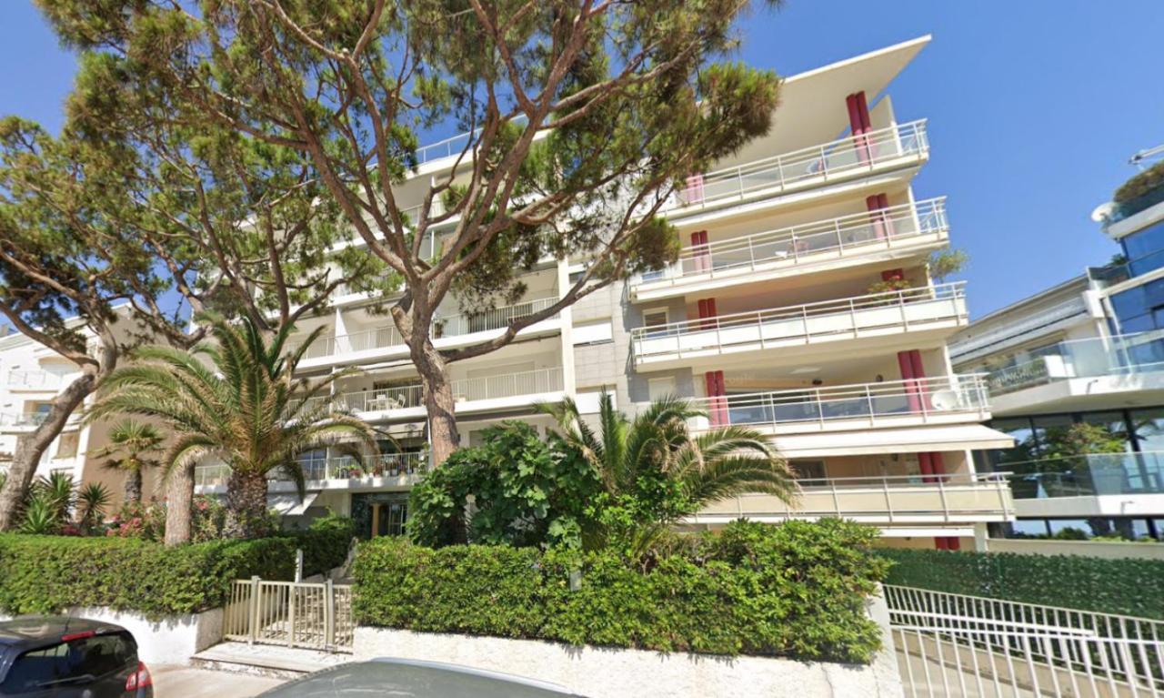 Fettolina Palm Beach, Location Cannes Front De Mer Et Plage Apartment Exterior photo